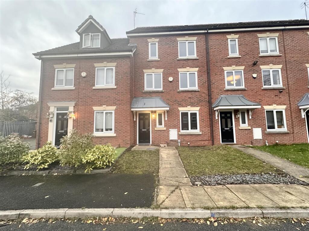 Main image of property: The Ridings, Prenton