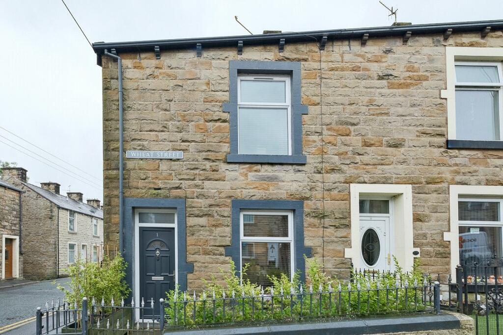 2 bedroom end of terrace house for sale in Wheat Street, Padiham