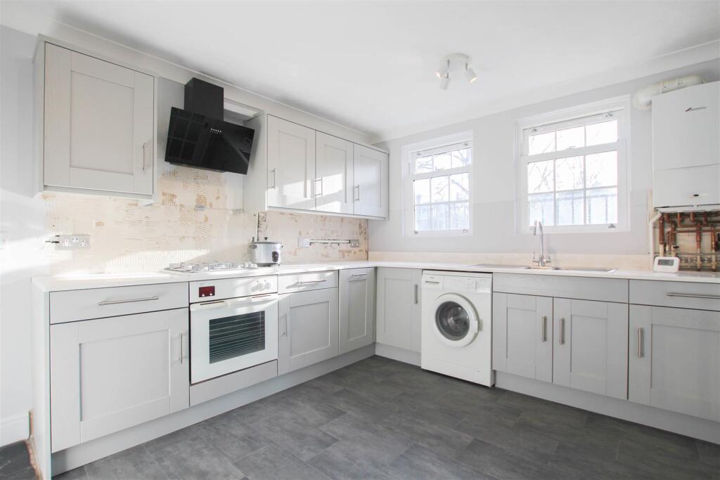 Additional property image - Stephen Neville Court, Saffron Walden