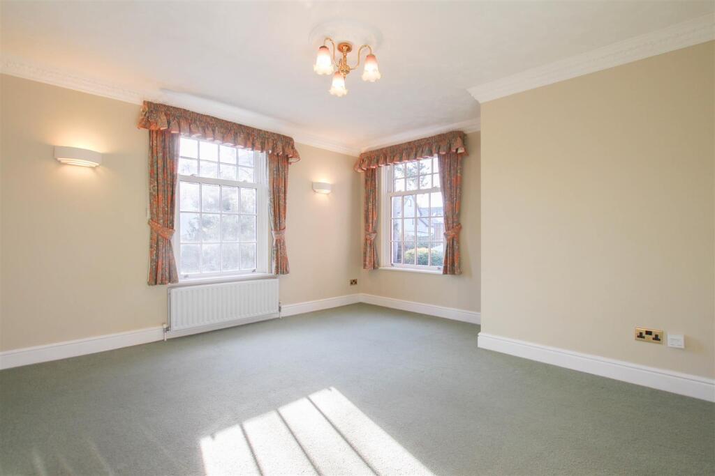 Additional property image - Stephen Neville Court, Saffron Walden