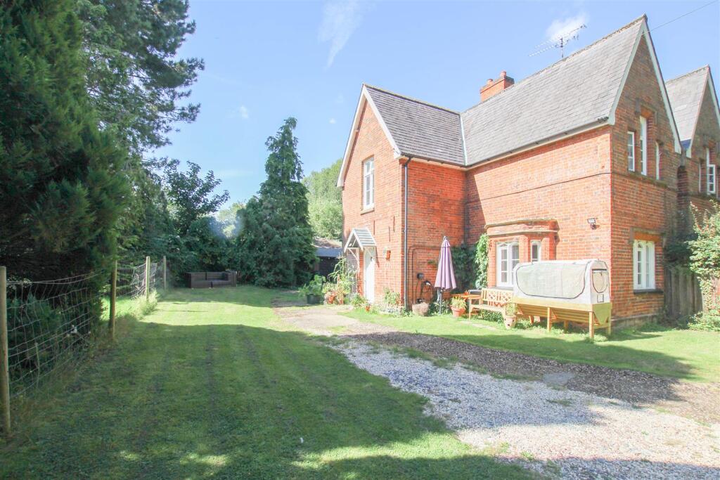 Main image of property: Catons Lane, Saffron Walden