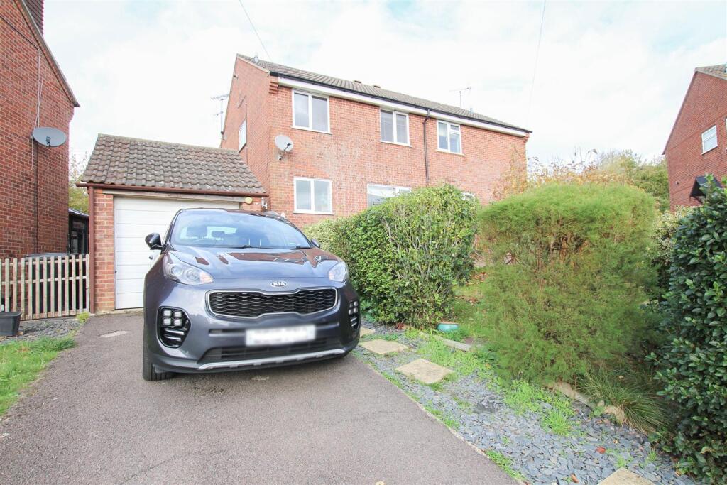 Main image of property: De Vigier Avenue, Saffron Walden