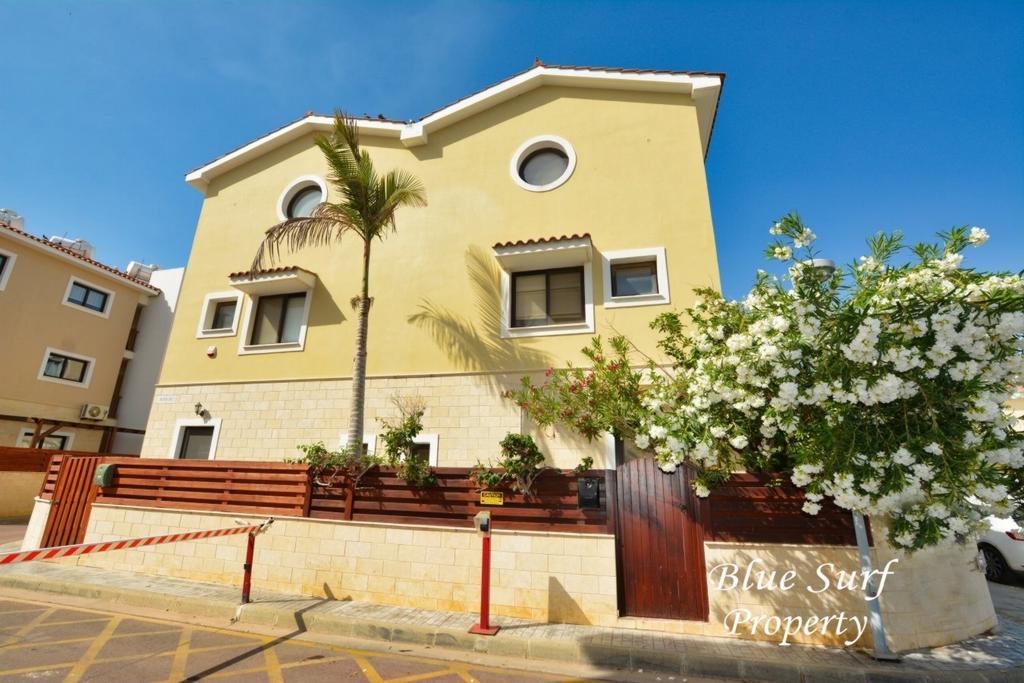 3 bedroom town house for sale in Kapparis, Famagusta, Cyprus