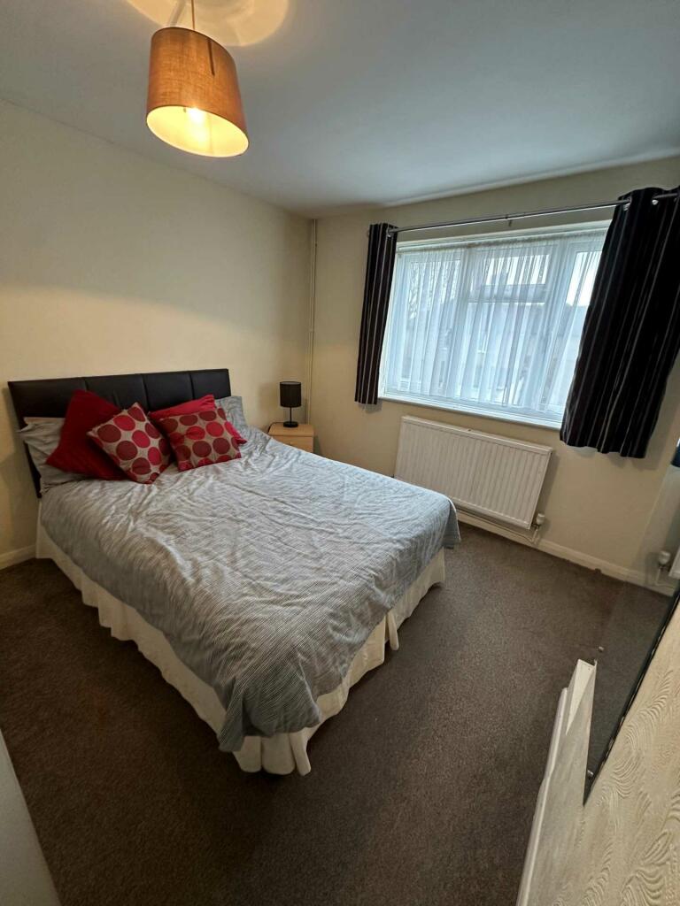 House Share to rent on Carnforth Close, Epsom