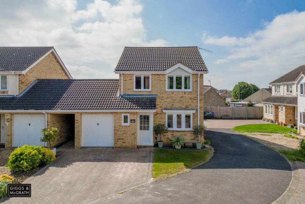 Main image of property: Hillfield, Alconbury, Huntingdon, Cambs, PE28 4WA