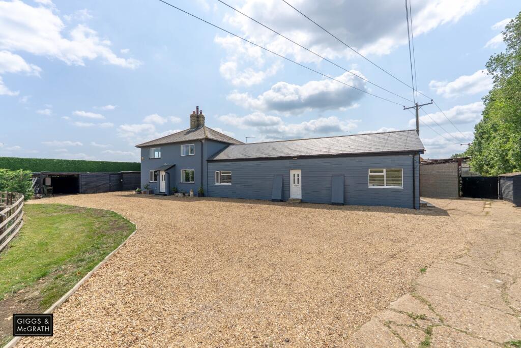 Main image of property: Wood Farm Cottage, The Heath, Bluntisham, Huntingdon, Cambridgeshire, PE28 3LH