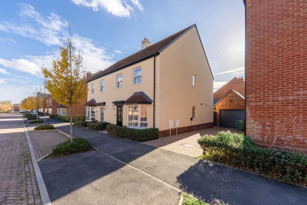 Main image of property: Hetley Close, Brampton, Huntingdon, Cambridgeshire, PE28 4GN