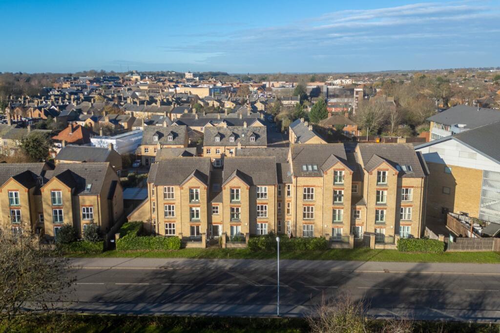 Main image of property: Temple Place, Huntingdon, Cambridgeshire, PE29 3RT