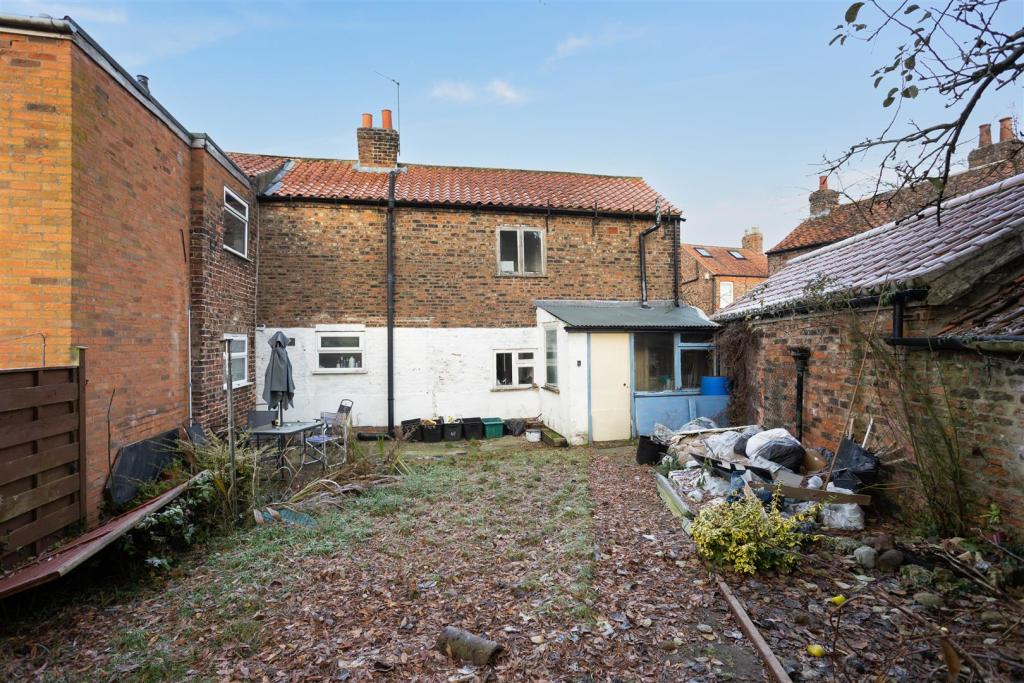 3 bedroom terraced house for sale in The Village, Strensall, York, YO32