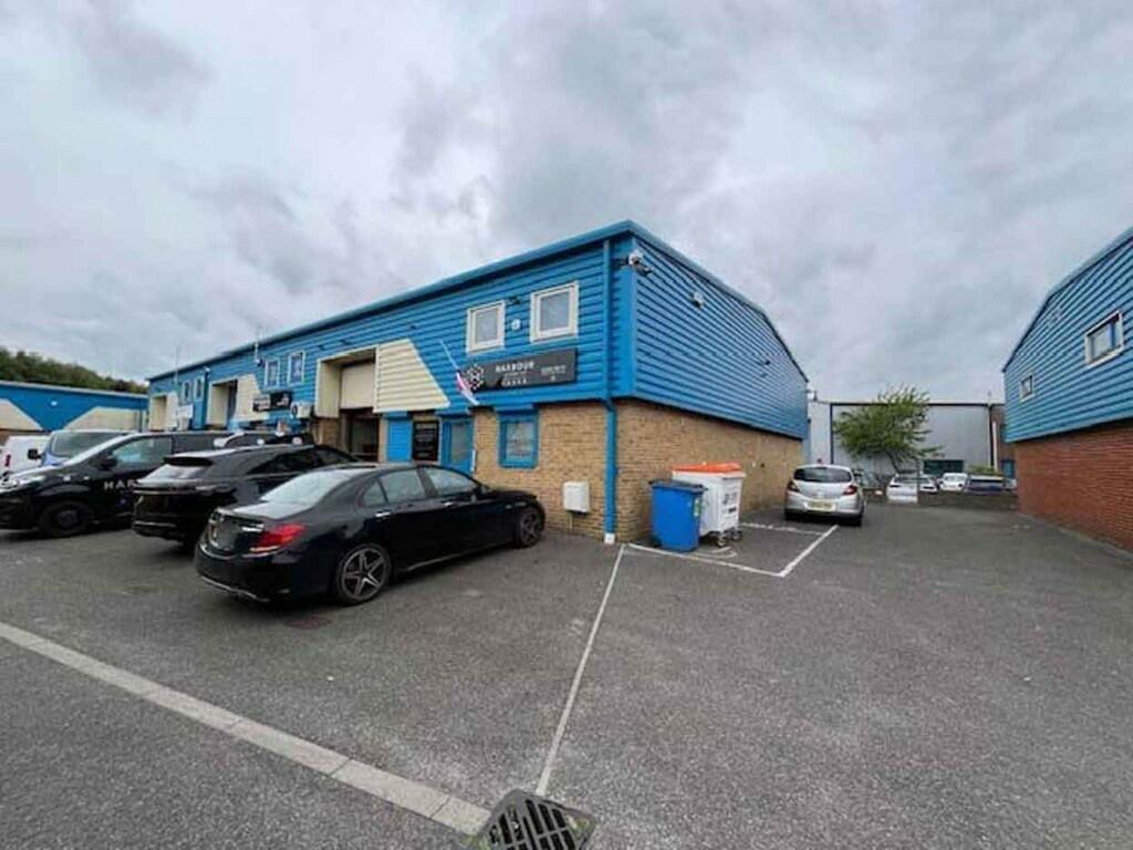 Additional property image - Witney Road, Poole, Dorset, BH17