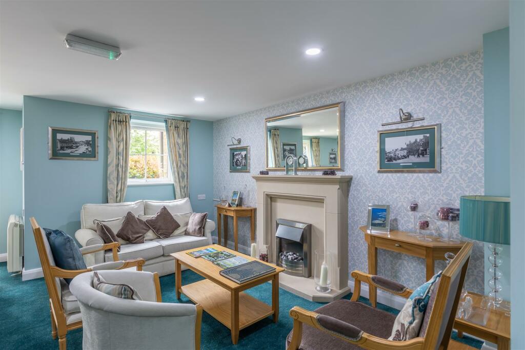 1 bedroom flat for sale in Castle Howard Road, Malton, YO17