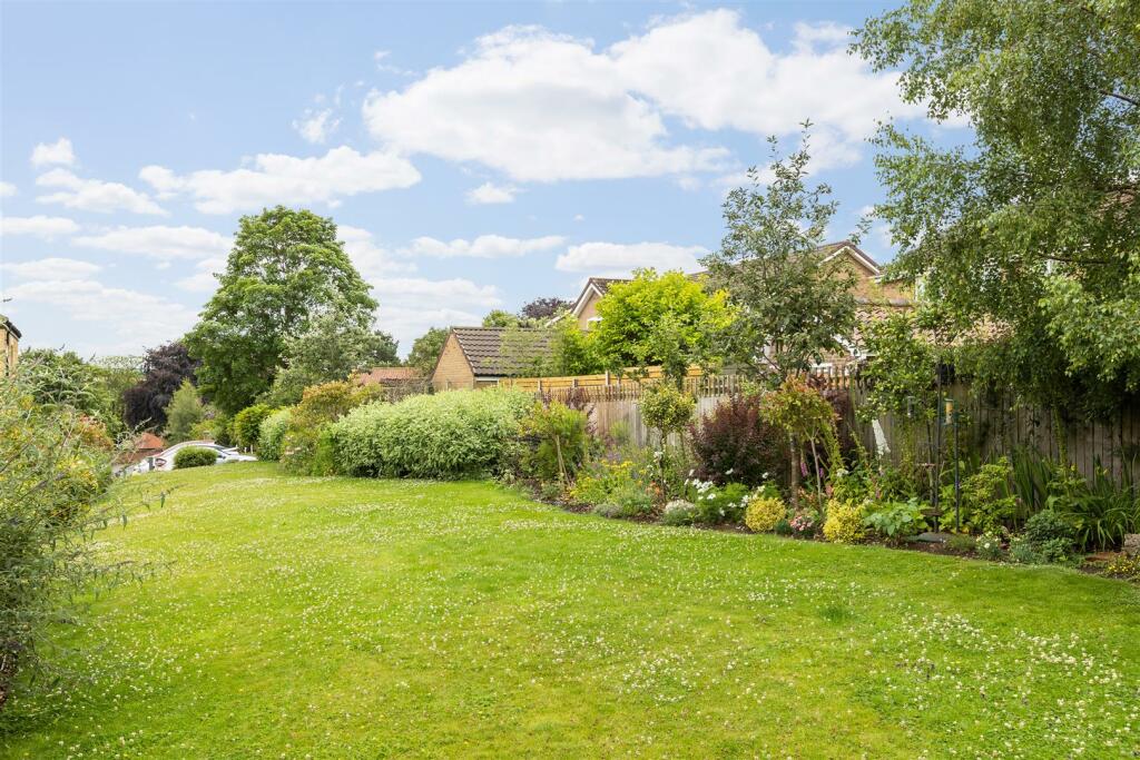 1 bedroom flat for sale in Castle Howard Road, Malton, YO17