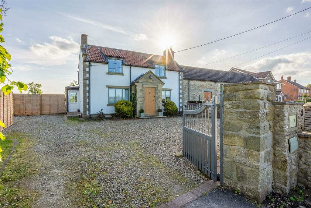 3 bedroom cottage for sale in Yedingham, Malton, YO17