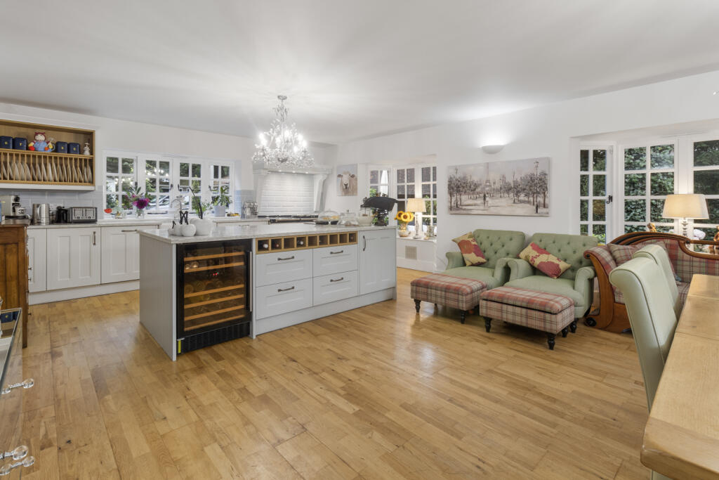 Additional property image - Tyrells Lane, Burley, Ringwood, Hampshire, BH24