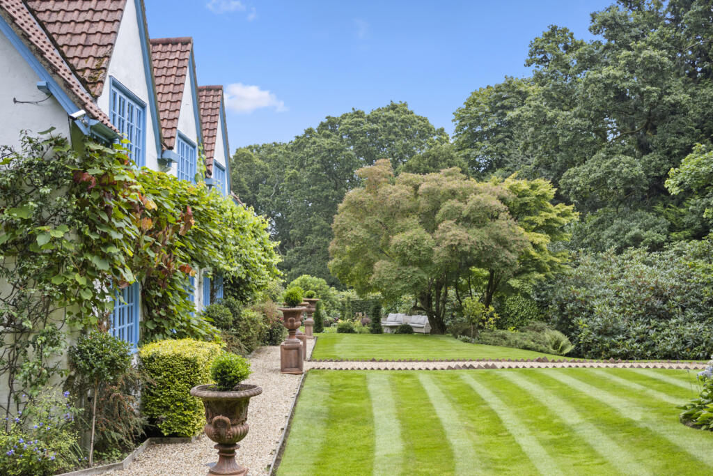 Additional property image - Tyrells Lane, Burley, Ringwood, Hampshire, BH24