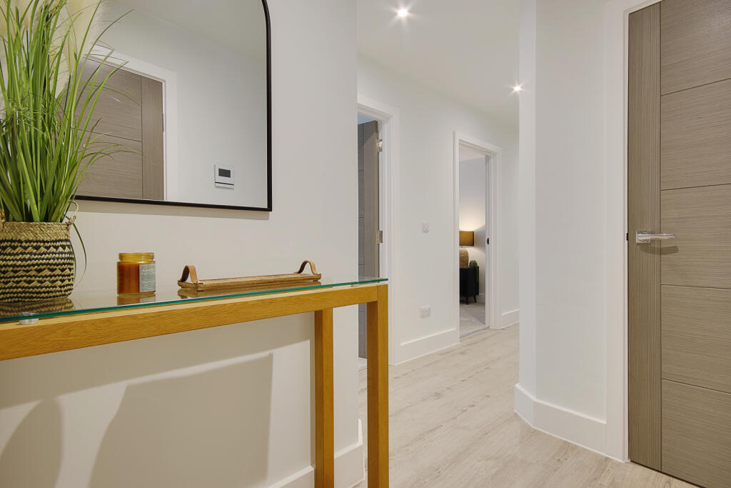 Additional property image - Martello Road South, Canford Cliffs, Poole, Dorset, BH13
