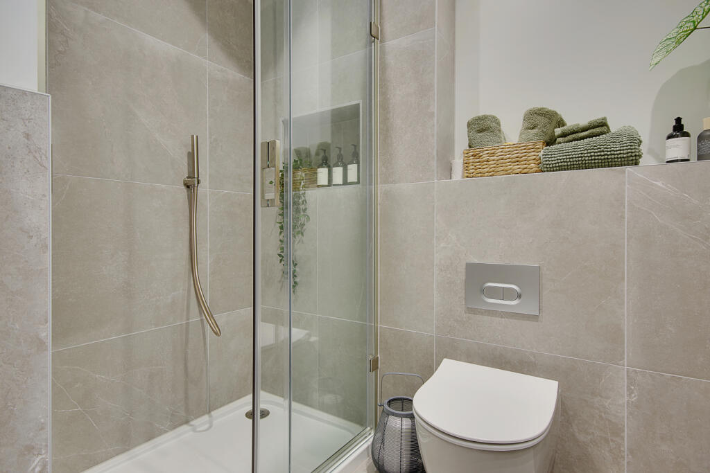 Additional property image - Martello Road South, Canford Cliffs, Poole, Dorset, BH13