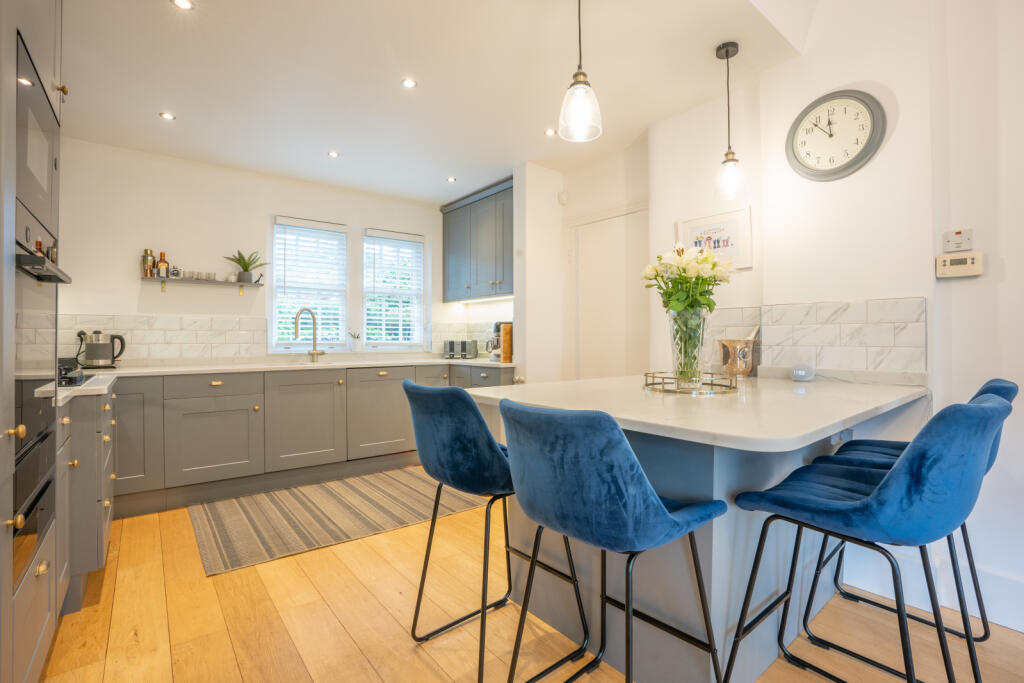 Additional property image - Upper Golf Links Road, Broadstone, Dorset, BH18