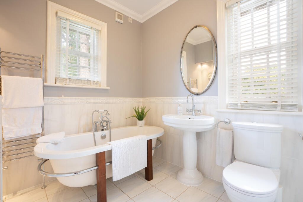 Additional property image - Upper Golf Links Road, Broadstone, Dorset, BH18