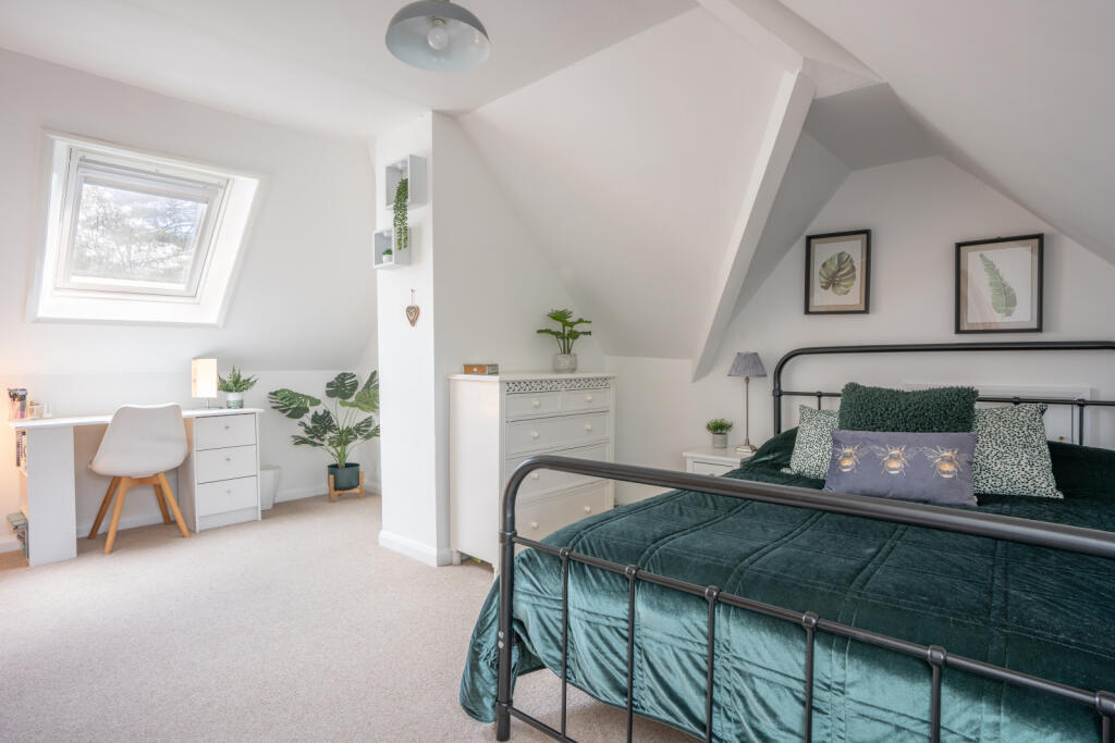 Additional property image - Upper Golf Links Road, Broadstone, Dorset, BH18