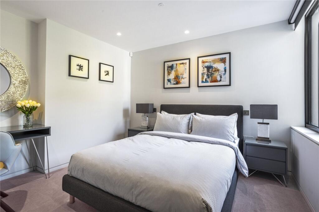 Additional property image - Dorset Lake Avenue, Lilliput, Poole, Dorset, BH14