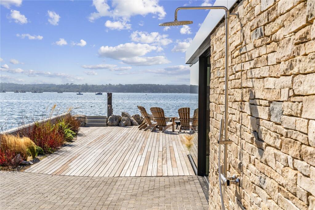 Additional property image - Dorset Lake Avenue, Lilliput, Poole, Dorset, BH14