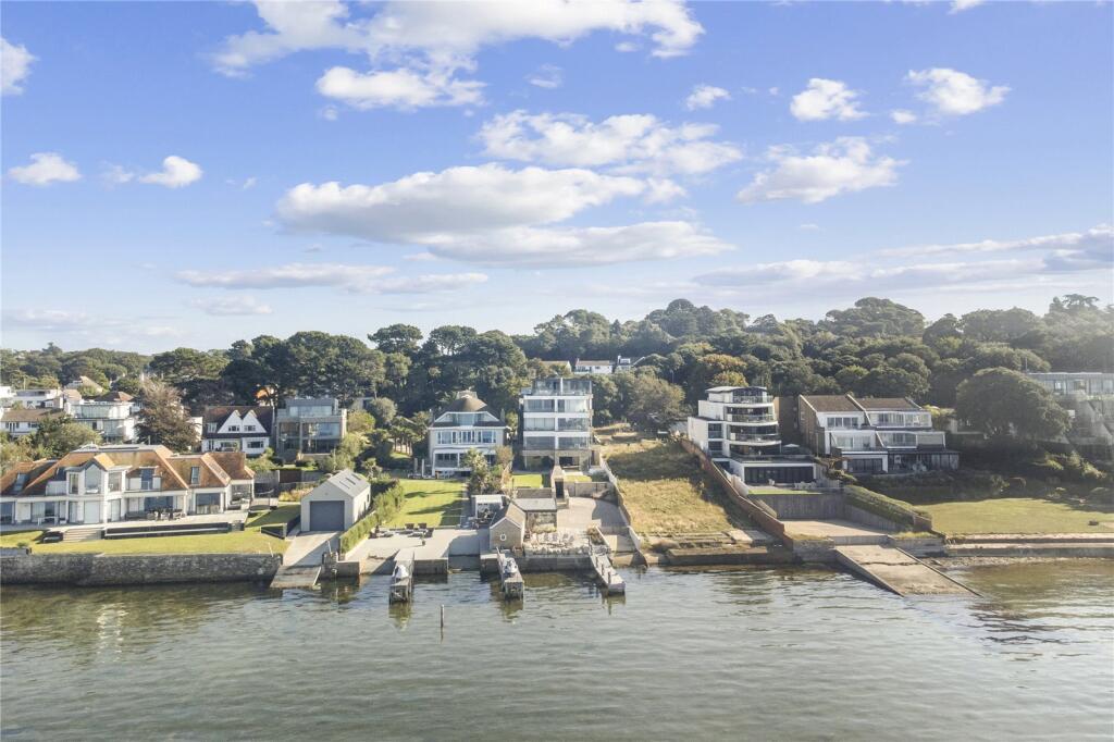 Additional property image - Dorset Lake Avenue, Lilliput, Poole, Dorset, BH14