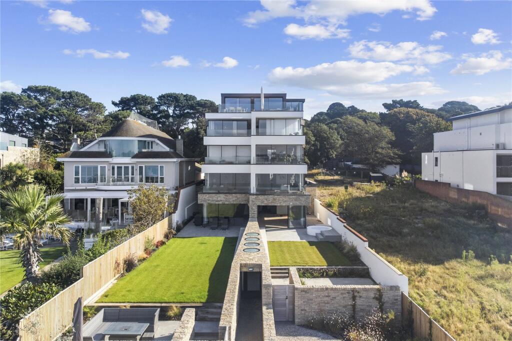 Additional property image - Dorset Lake Avenue, Lilliput, Poole, Dorset, BH14