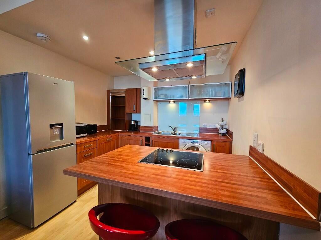 Main image of property: Bath Street, City Centre, Glasgow, G2 4LP