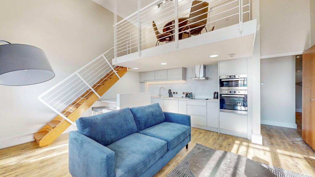 Main image of property: Bath Street, City Centre, Glasgow, G2 1HG