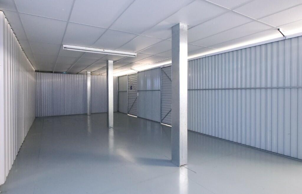 Main image of property: 19 Moorfield Road, Guildford, Surrey, GU1 1RU