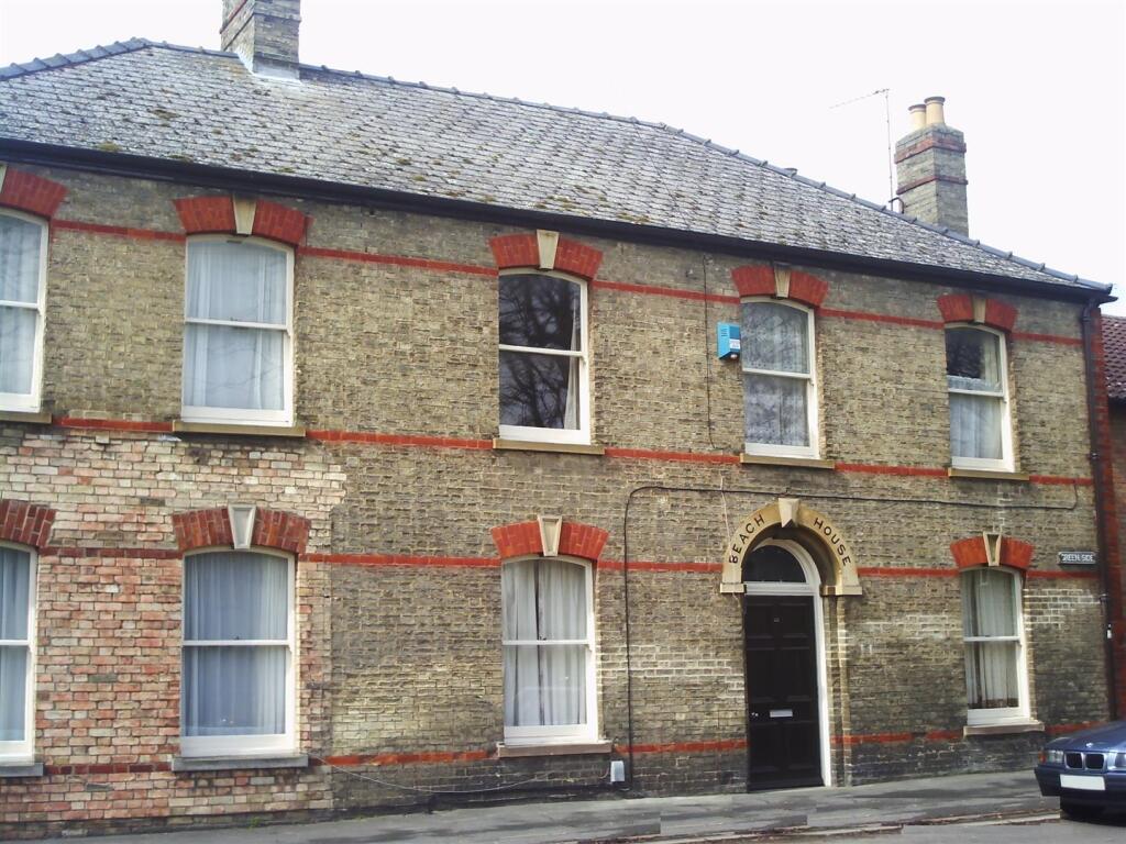 Main image of property: Greenside, Flat 5