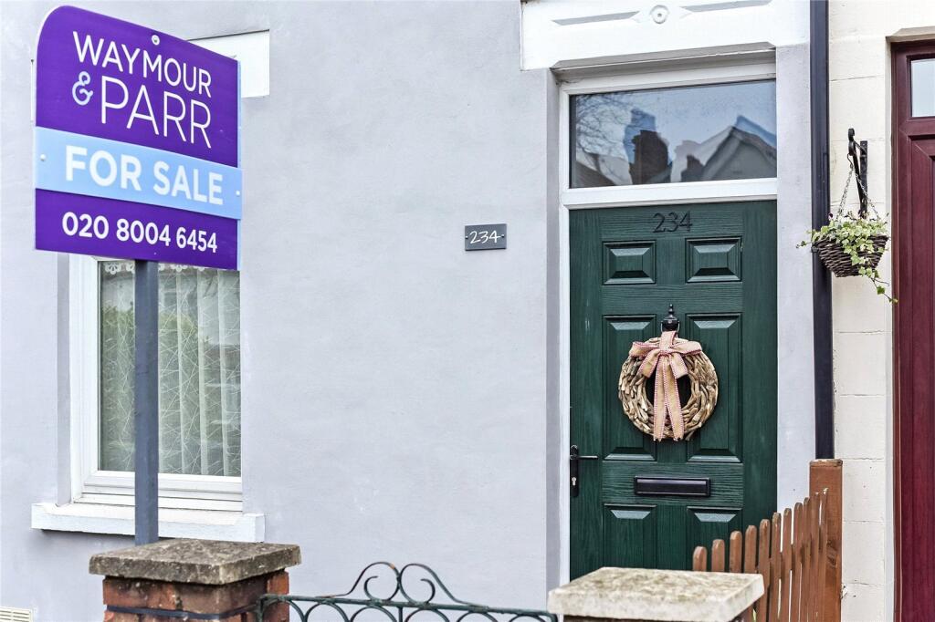 Main image of property: Burnt Ash Hill, Lee, Lewisham, London, SE12
