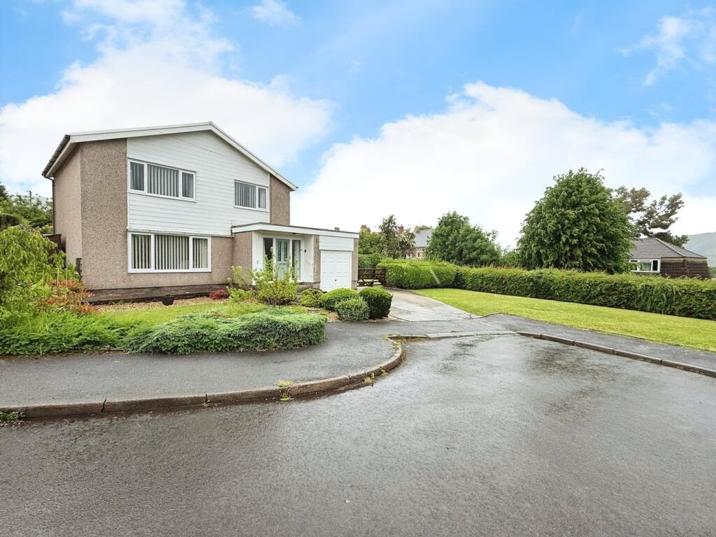 Main image of property: Llanwenarth View, Govilon, Abergavenny, NP7