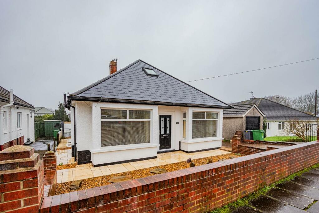 4 bedroom detached bungalow for sale in Heol Tyn Y Cae, Rhiwbina, Cardiff, CF14