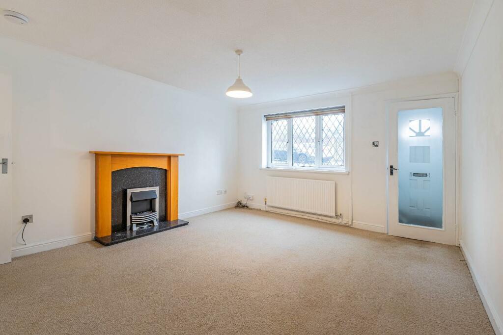 Additional property image - Oakleafe Drive, Pontprennau, Cardiff