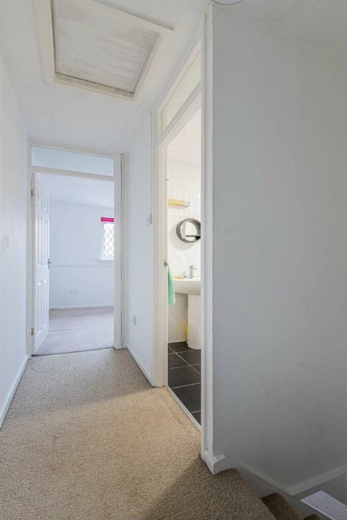 Additional property image - Oakleafe Drive, Pontprennau, Cardiff