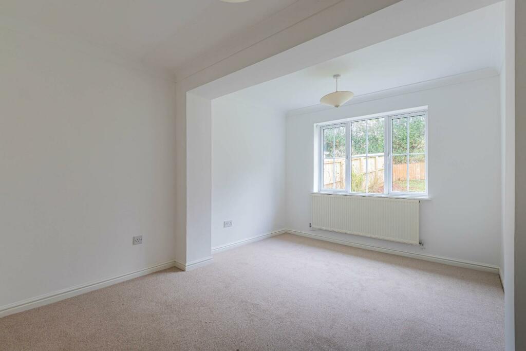 Additional property image - Cork Drive, Pontprennau, Cardiff