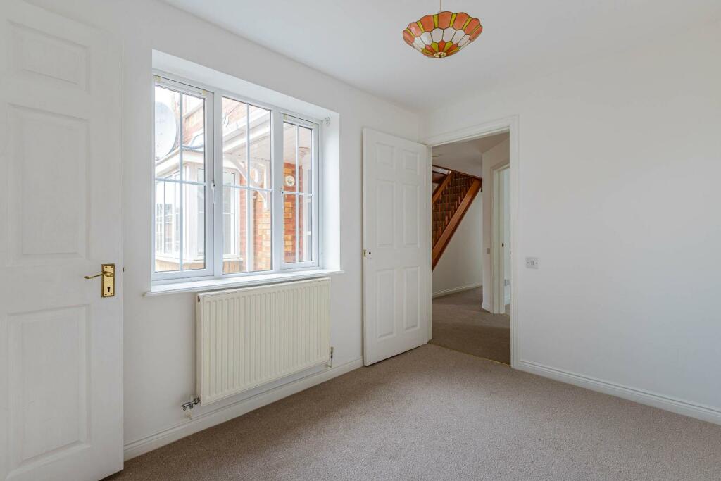 Additional property image - Cork Drive, Pontprennau, Cardiff