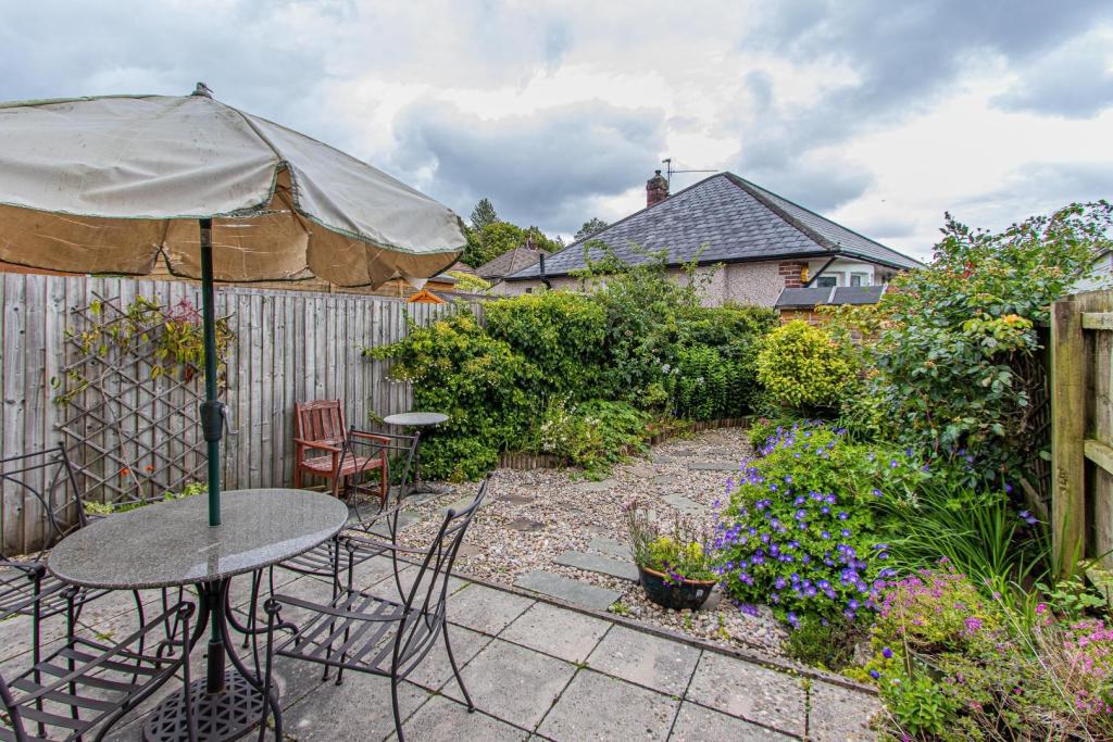 2 bedroom for sale in Pantmawr Road, Whitchurch, Cardiff, CF14