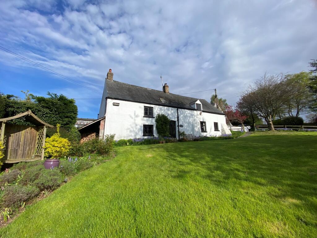 Main image of property:  Glascoed, Usk, NP4
