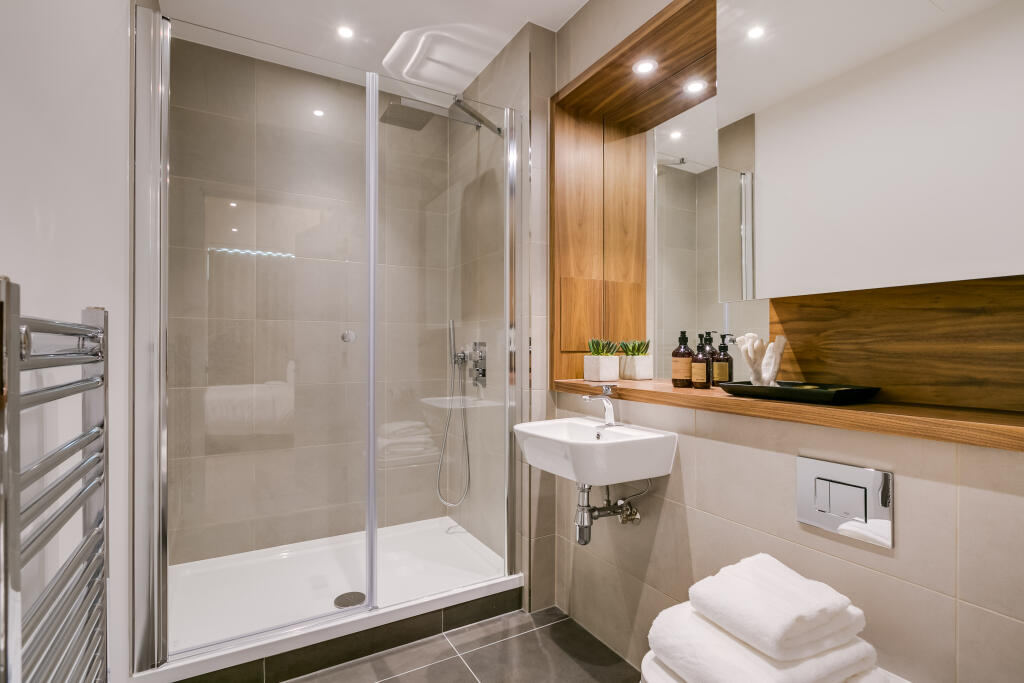 Main image of property: OSTRO TOWER, 31 Harbour Way, London, E14 9ZP