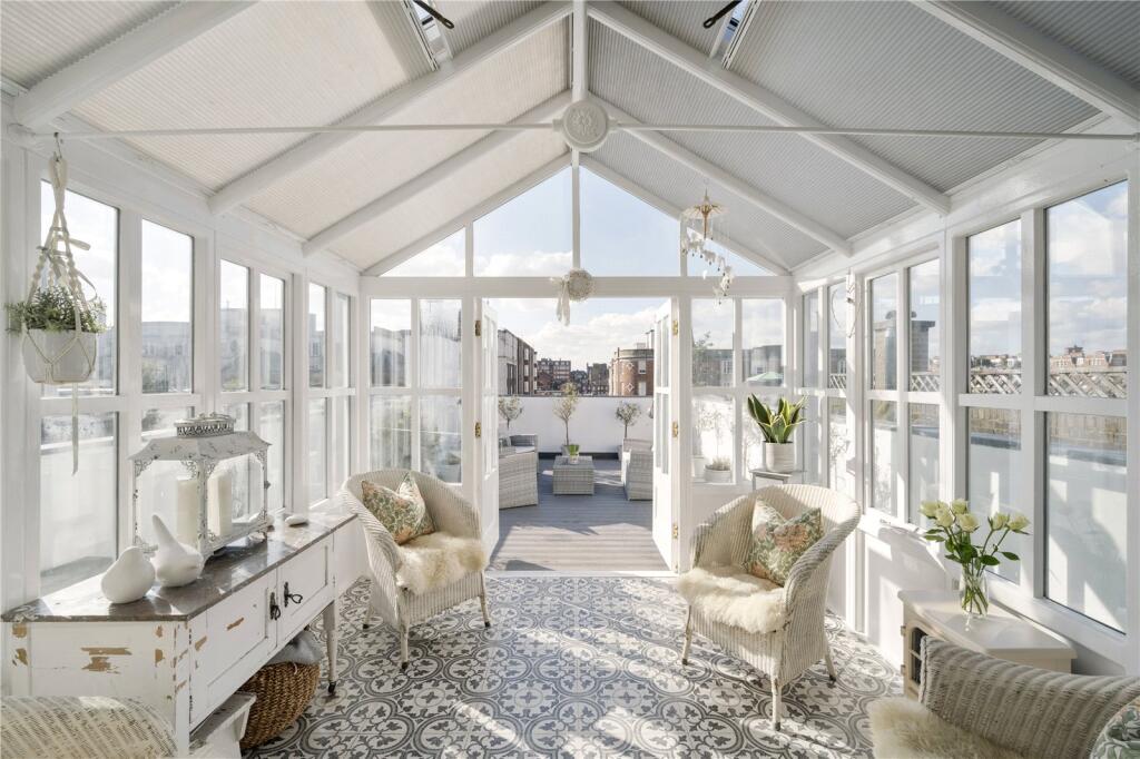 Main image of property: Inverness Terrace, Bayswater, London, W2