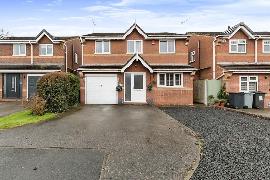 4 bedroom detached house for sale in Rookery Close, Ettiley Heath, Sandbach, CW11