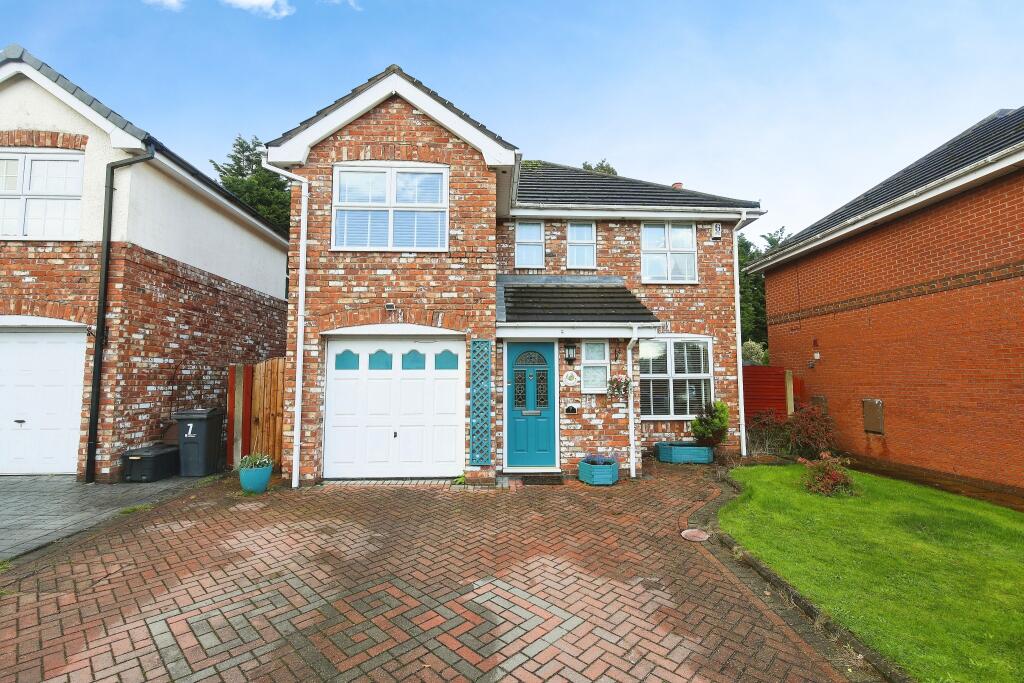 4 bedroom detached house for sale in Beechfields, Winsford, CW7