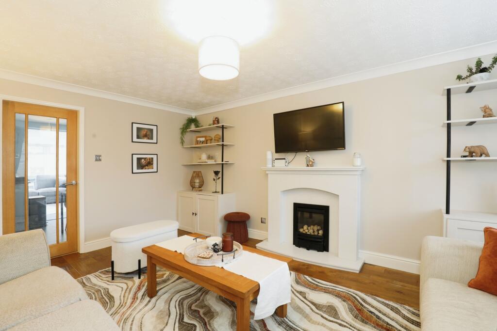 Additional property image - Rosewood Drive, Winsford, CW7