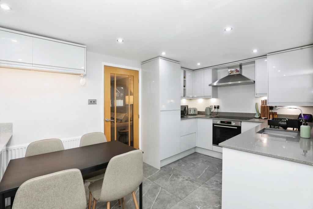 Additional property image - Rosewood Drive, Winsford, CW7