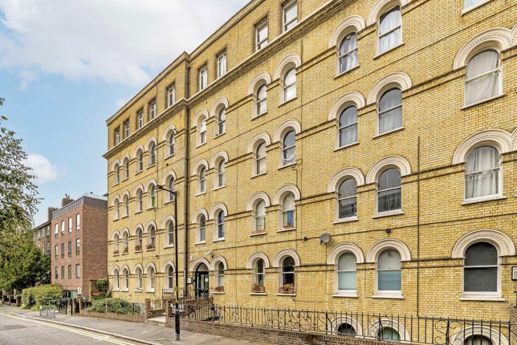Main image of property: Bath Terrace, London Bridge