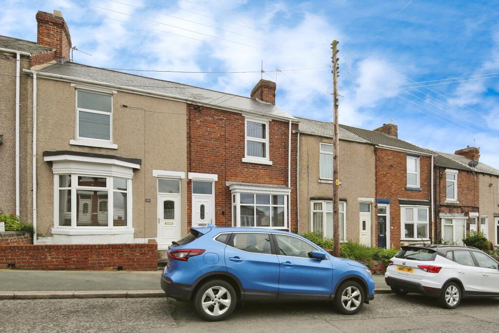 2 bedroom terraced house for sale in Milford Terrace, Ferryhill, DL17