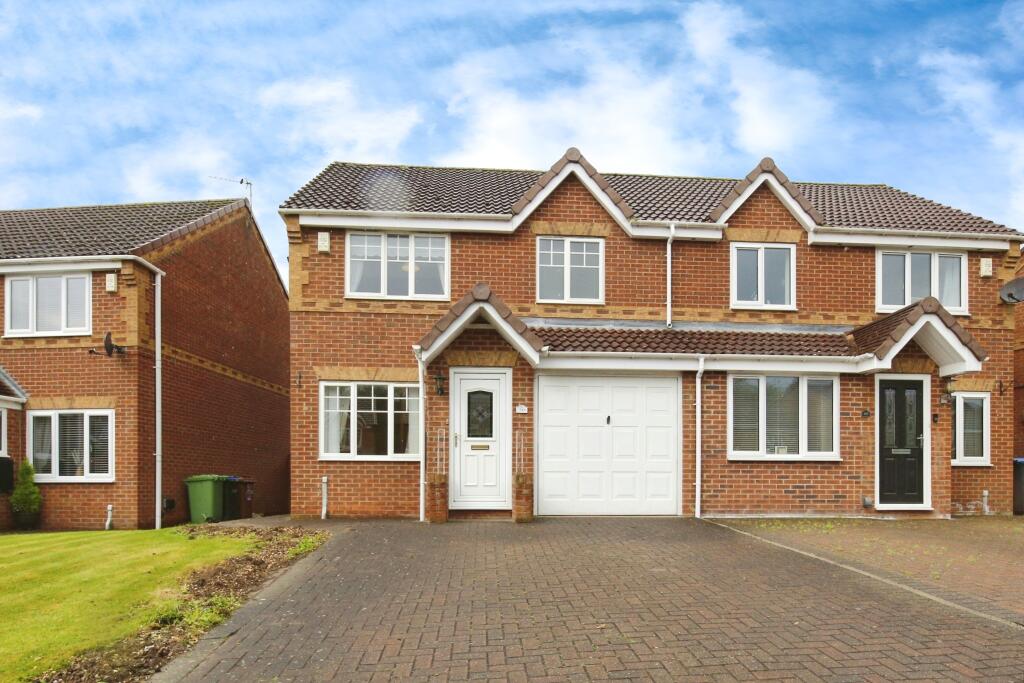 3 bedroom semidetached house for sale in Hamsterley Road, Newton